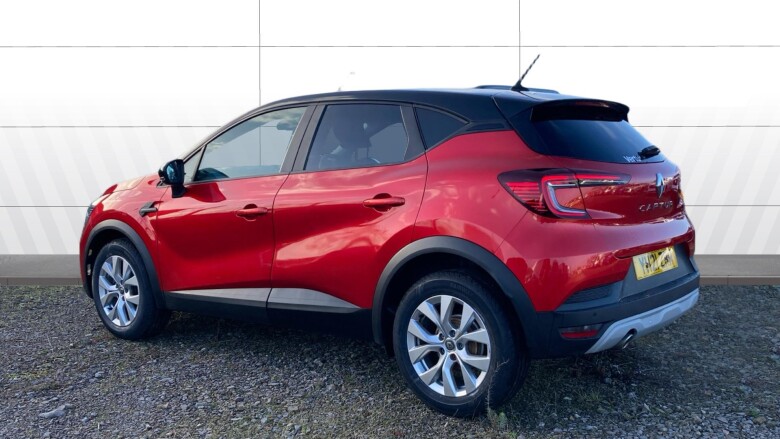 Renault Captur 1.3 TCE 140 Iconic 5dr Petrol Hatchback